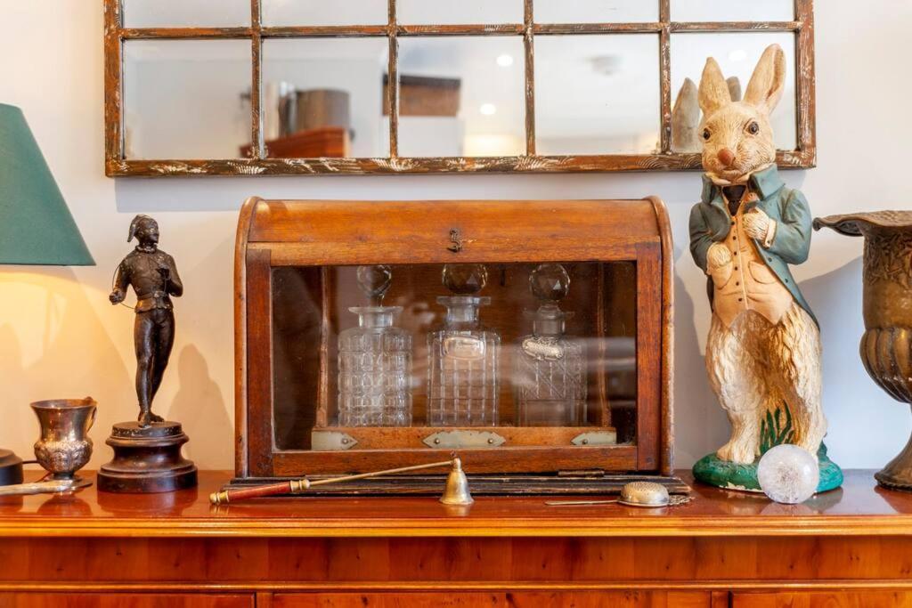 ロンドンOutstanding Antique 1Br Flat In Sohoアパートメント エクステリア 写真